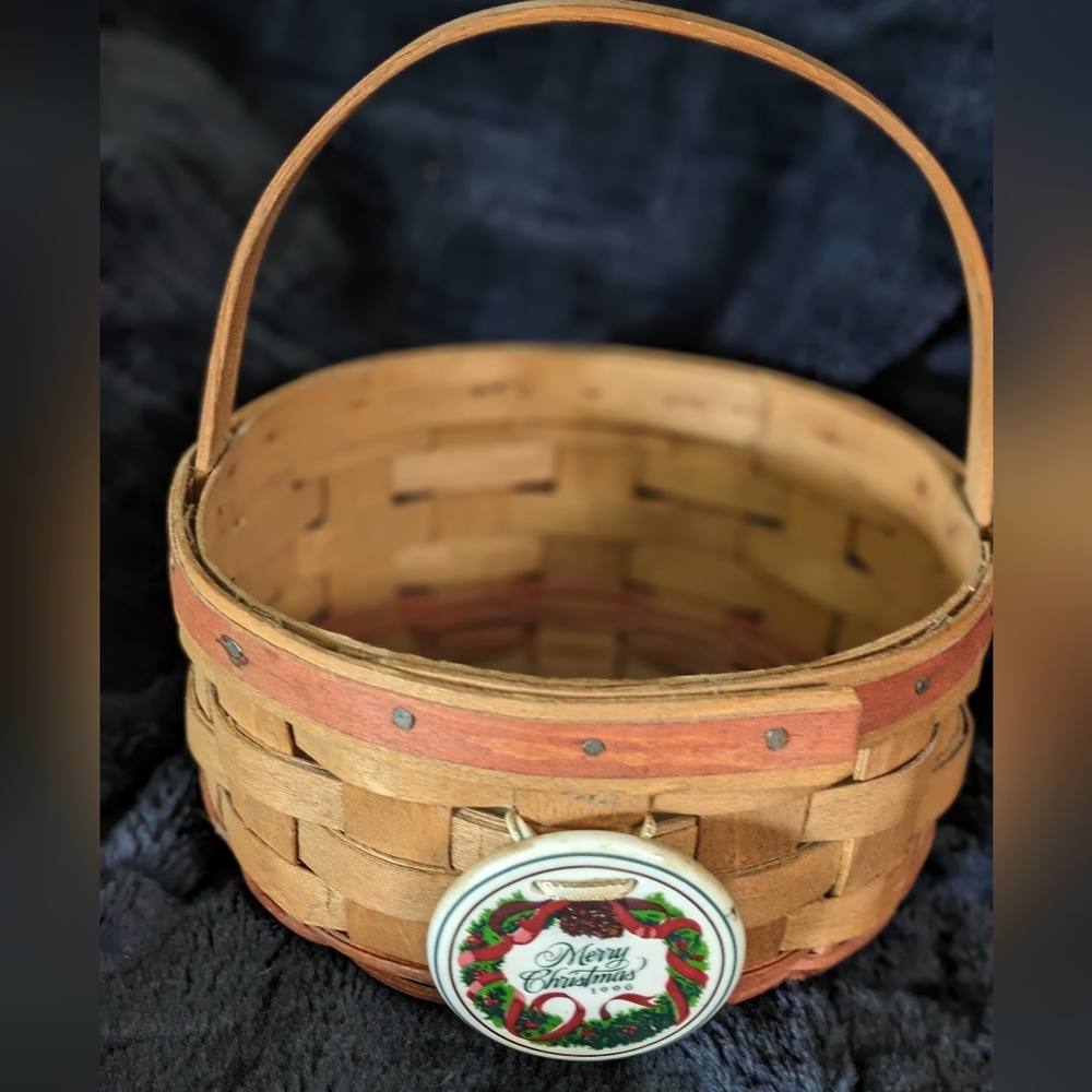 Longaberger Christmas basket, medium size